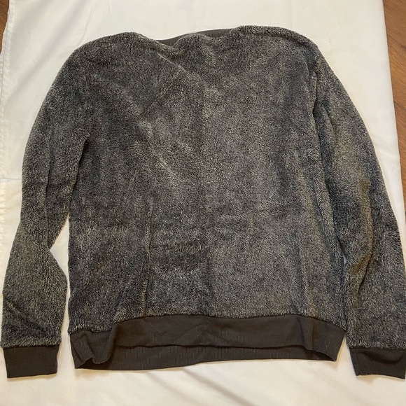 SO intimate size large black super soft pajama shirt - Picture 3 of 5